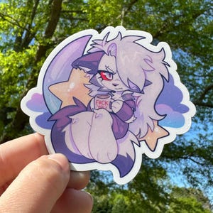 Sleepy Loona Magnet