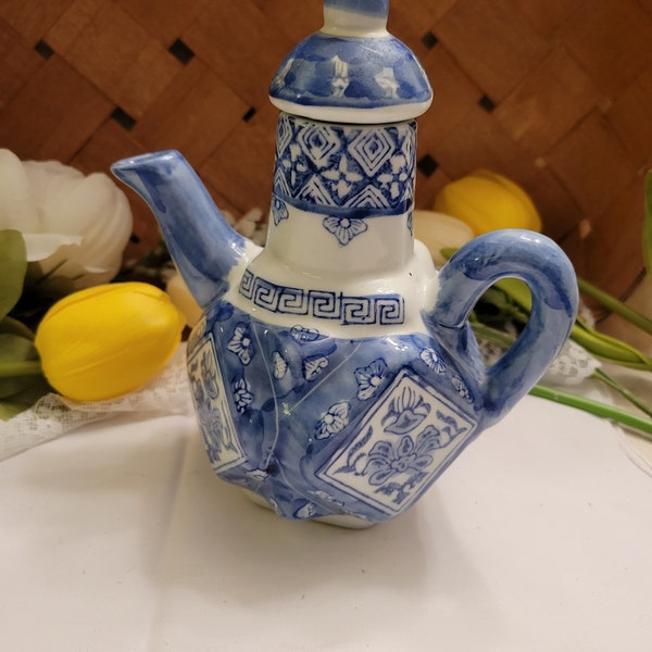 Blue - White Floral Jug with lid