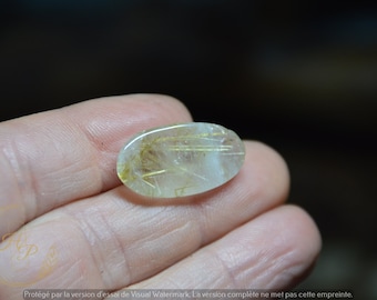 Quartz rutile, 1 cabochon, 2 cm, Brésil