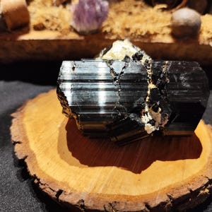Black tourmaline, crystals on matrix, 8.5 cm, Madagascar.
