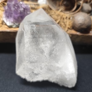 Rock crystal, double-terminated crystal, 8.5 cm, Brazil.