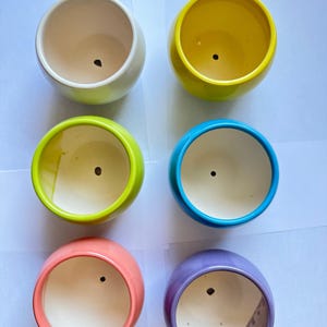 6-Piece Ceramic Flower Pot Set(only pots, excluding the plant)