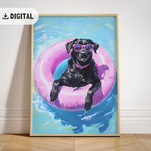 Può includere: Un cane nero con occhiali da sole rosa galleggia in un anello gonfiabile rosa in una piscina blu. Il cane guarda la telecamera.