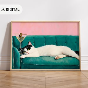 面白い白いタキシード猫がソファに座っているプリント、マティーニを持つトレンディな猫、風変わりな気まぐれなポスター、カクテルバーカートアート、猫の壁アート、ヴィンテージホームデコレーション