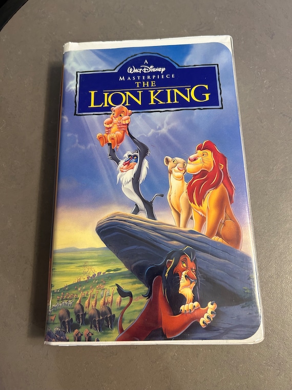 Vintage Lion King VHS - Disney's Masterpiece Collection