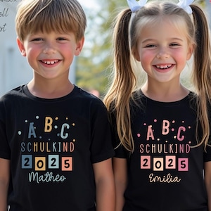 T-Shirt Schoolchild First-Grader | School Enrollment Shirt First Day of School Back to School Shirt | Girl Boy Names 2025 | Daycare Graduates