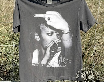 Camiseta Comfort Colors Stefani Vintage Graphic | Punk Rock dos anos 90, estilo retrô do No Doubt
