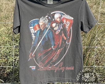 Camiseta retrô Devil May Cry, camiseta gráfica pirata de Dante e Vergil, Comfort Colors 1717, camiseta estilo anime vintage dos anos 90, camiseta de paródia de jogos