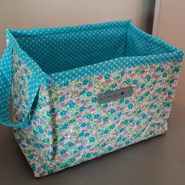 Petit panier de rangement pour la salle de bain