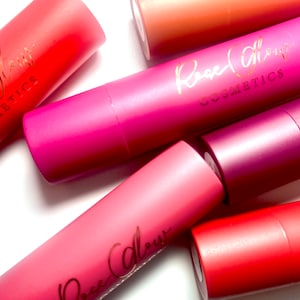 Carnauba Wax Velvet Matte Lipstick - Cruelty Free - Smooth Velvet Finish - Soft Matte Finish - Lipstick - Bold Lipstick