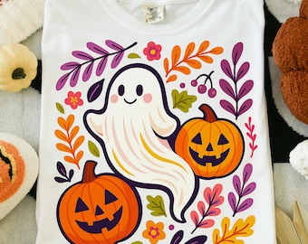 Fantasma de Halloween preppy PNG, Fantasma coqueto y adorable PNG, Temporada espeluznante floral PNG, Diseño de camiseta de Halloween pastel, Sublimación de calabaza bohemia