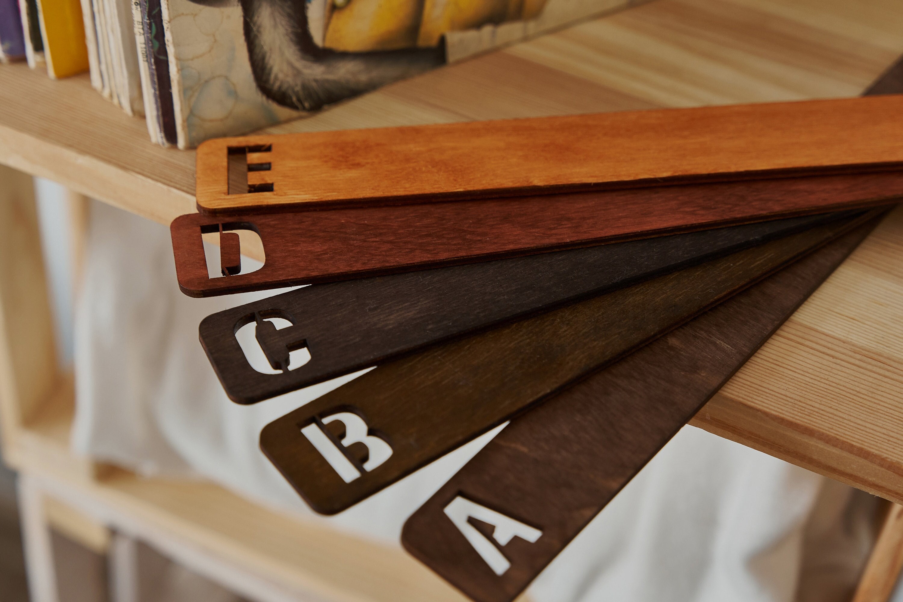 Qsnailfrr A-Z Wooden Vinyl Record Dividers - 26-Piece Set, 13.7x1.5 Inches, Brown Shelf Organizers