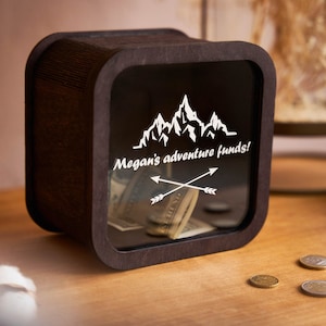 Banco de moedas de madeira, cofrinho personalizado, presente de caixa de banco de dinheiro, cofrinho personalizado, cofrinho exclusivo, cofrinho de madeira, cofrinho infantil personalizado