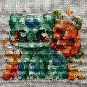 Pompoenbeest kruissteekpatroon - schattig Japans huisdier spookachtig seizoen anime groen natuur borduurwerk - pdf direct downloaden - klein