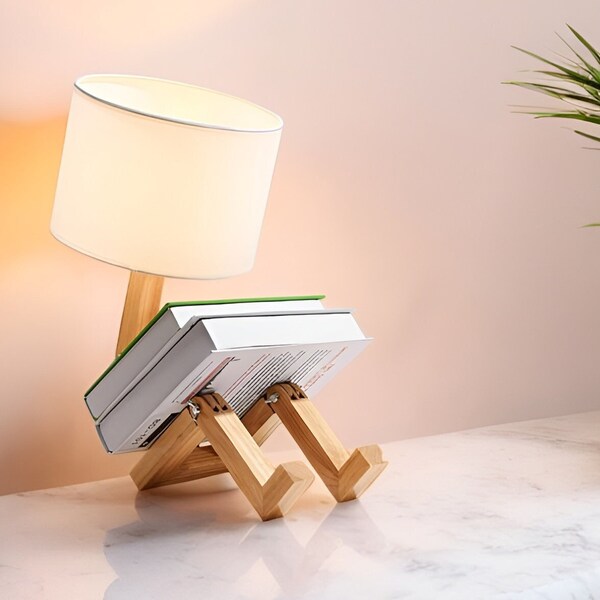 Artisanat, Art nordique, Lampe de table en forme de robot en bois, Lampe de chevet de chambre à coucher, Décoration de bureau, Lampe de bureau, Lampes LED, Éclairage réglable