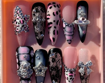 Y2K Grunge Leopard Print Press On Nails: With Aura And Charms