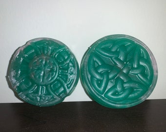 Hand-Crafted Apple Scented Celtic Knot Design Soap for Hands/Body