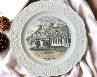Williamsburg Plate, Historic Decorative Wall Art, Collectible Gift