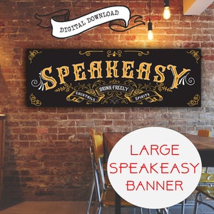 以下が含まれることがあります： 装飾的なフォントで「Speakeasy」というテキストが書かれた、黒と金のヴィンテージスタイルの横断幕。横断幕には「Drink Freely」というテキストと、「Cocktails」と「Spirits」という単語がテキストの両側に書かれています。横断幕は、バーやレストランのレンガの壁に掛けられています。
