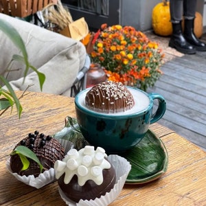 Hot Chocolate Bombs | Cocoa bombs | Marshmallow Chocolate Bombs | Cocoa Bombs with Marshmallow | Ready To Gift Cocoa Bombs