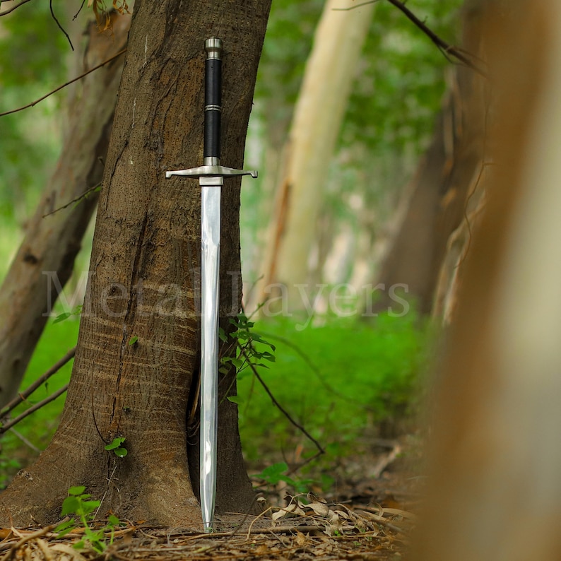 Dragon Ball Z Trunks Sword Replica – Handmade Stainless Steel Trunks cosplay weapon with Scabbard – best Gift for Anime Fans, birthday gift image 4