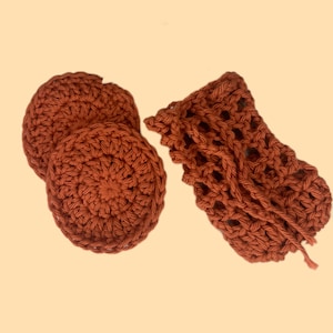 Handmade Crochet Soap Saver & Reusable Cotton Pads | Handmade Gift Ideas | Bathroom Gifts | Soap | Gift Basket Ideas | Soap Scrubbie |