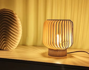 "Rille"-lampa - italiensk design i björkträ
