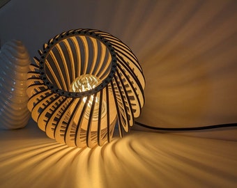 Italiensk trälampa “Bon Bon” skugglampa