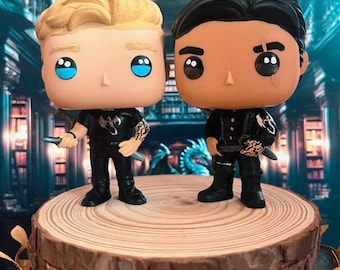 Xaden Riorson and Liam Mairi Funko pop. Fourth wings.