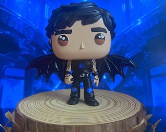 Azriel Funko Pop. Note.