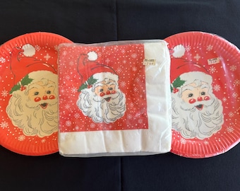 Unbenutztes 1980er Jahre Weihnachts Party Set - 16 Nikolaus Teller & 50 Servietten - Retro Holiday Kitsch - Atomic Santa - Weihnachten Ephemera