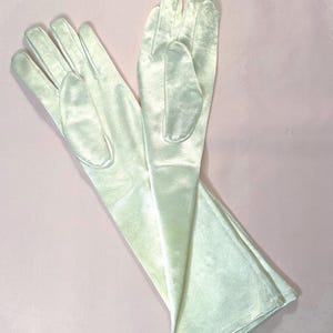 Vintage Cream Elbow Length Gloves, white dress gloves, Halloween costume gloves, bridal accessories