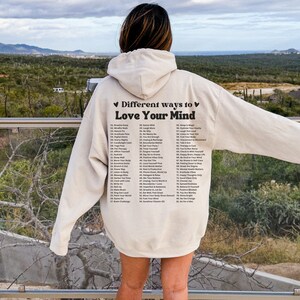 Women's Positive Mind Vibes Long Sleeve Sweatshirt - Inspirational Quote Pullover, Light Green, Size Large