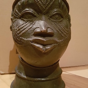 African Benin Bronze Head - Nigeria Oba