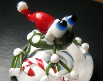 Christmas decor - Mini glass paperweight - Santa frog collectible - sculpture