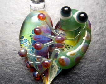 Frog pendant - glass heart lampwork pendant focal bead necklace - Boomwire Glass jewelry