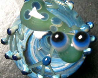 Mini Frog Paperweight - Christmas gift - glass collectible
