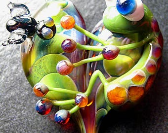 Fly Frog pendant - glass heart lampwork jewelry pendant focal bead necklace - Boomwire Glass jewelry