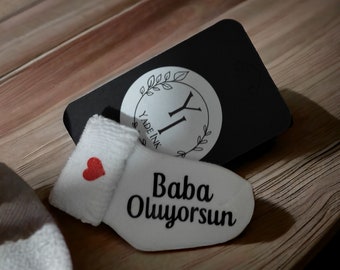 Schwangerschaftsverkündung Socke Baba Oluyorsun patentante söckchen