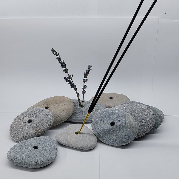 10 Pieces Large Pebbles With Hole.Center Drilled Beach Stones For Painting.Sea Rock With Hole In The Middle For Craft.Incense Holder.