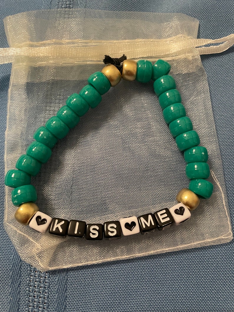 blue line st patricks day bracelet