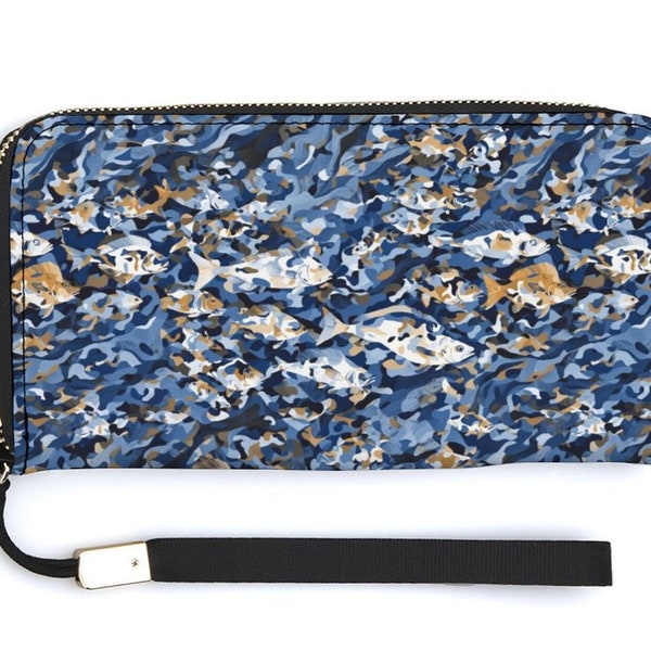 Cartera de pulsera horizontal de camuflaje acuático - Cuero vegano ecológico con estampado marino único