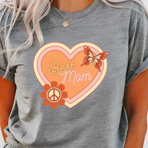 Gift For Mother’s Day Present For Mom Tshirt Gift For Mommy Present For New Mom Baby Shower Gift For Her Grandma Gift For Mom Retro Gift Mom