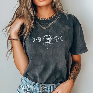 Maanshirt, Comfort Colors®-maant-shirt, schattig boho-shirt, Mystic Moon-shirt, astronomie-T-shirt, cadeau voor astrologieliefhebber, boho-shirt maansterren