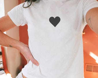 Y2K Heart Baby Tee: 90s Crop Top Style