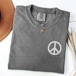 Chemise Peace Sign Comfort Colors : T-shirt Freedom & Love