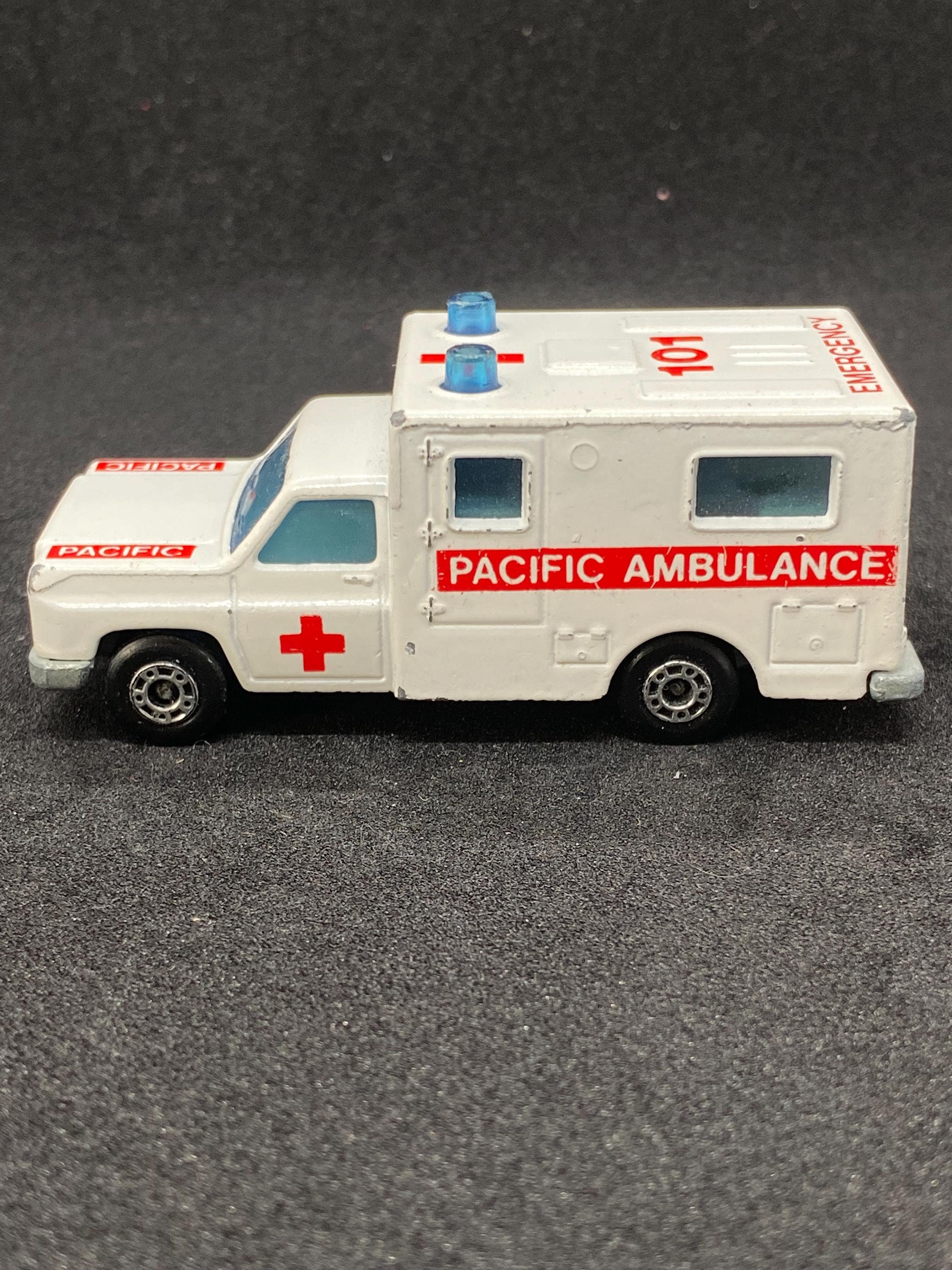Matchbox No 41 Ambulance 1977 Etsy