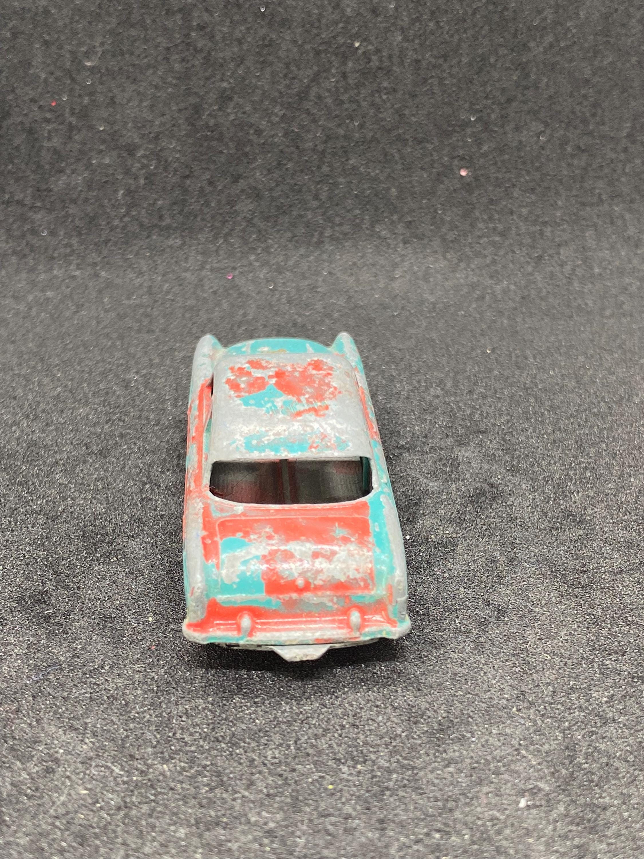 MATCHBOX 　No.33 FORD ZODIAC Matchbox 33a, Ford Zodiac - Free Price Guide & Review