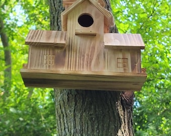Hanging Birdhouse for Garden Bird Families Bluebird Finch Cardinals Outdoor Natural Pine Wood Bird Houses Brown 5.1"W x 9"H