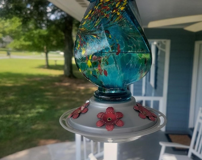 Outdoors Hanging Hand Blown Glass 5 Feeding Ports with Perch Blue Ample Feeding Space Hummingbird Feeders 22 Ounce